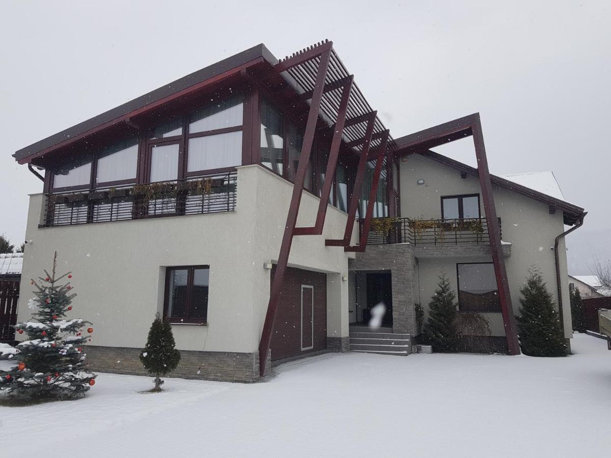 Vila Zinnober Braşov Buitenkant foto
